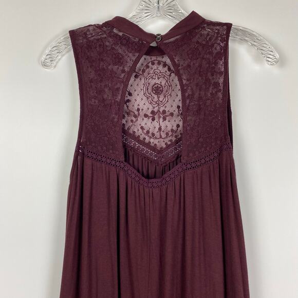 American Eagle Sleeveless Burgundy Mock Neck Mini Dress Lace Womens Size Medium - Picture 9 of 11